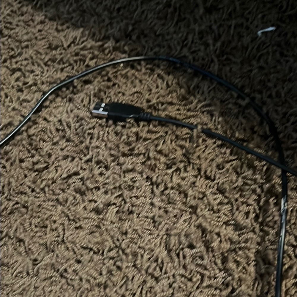 Jabra 930 headset with stand, usb, and power plugs - Picture 3 of 4